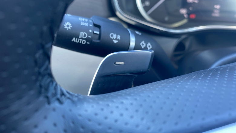 Jaguar F-Pace 2.0 D200 R-Dynamic Black 5dr Auto AWD Diesel Estate